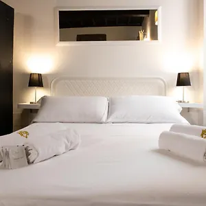 https://loft-su-trevi.it-romehotels.com