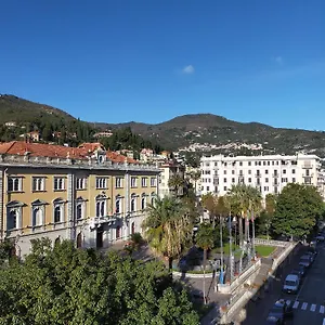 https://suite-muretto.hotelitalianriviera.com